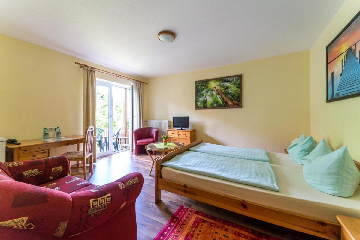 Hotel-Pension Lindenhof Tarnewitz Kültér fotó